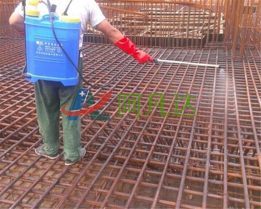 工程鋼筋除銹劑使用現(xiàn)場(chǎng)