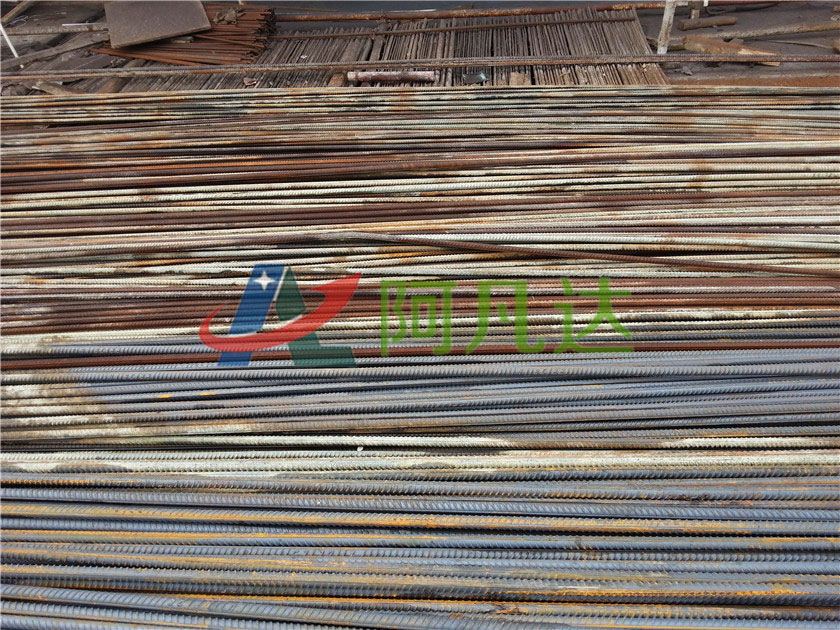 工程鋼筋除銹劑使用現(xiàn)場(chǎng)